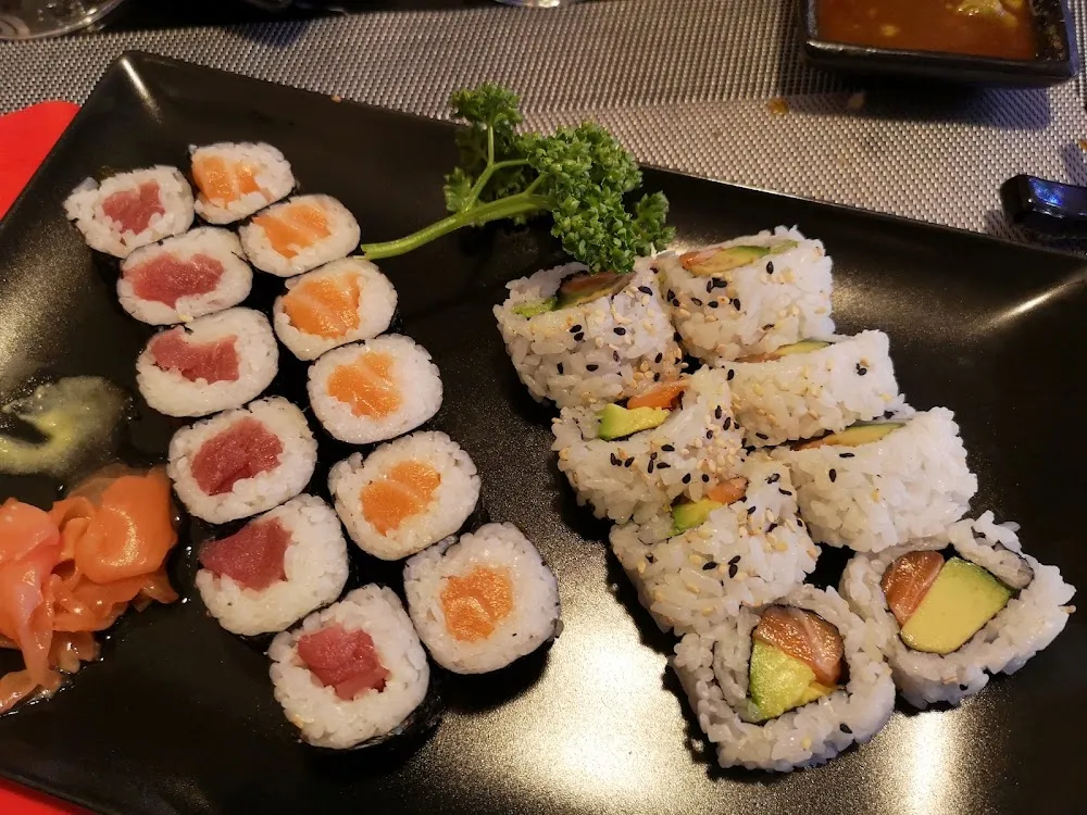 Makis Et California Rolls